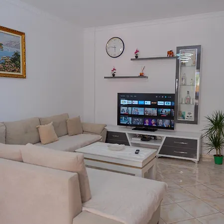 Appartement Gimi 1 *