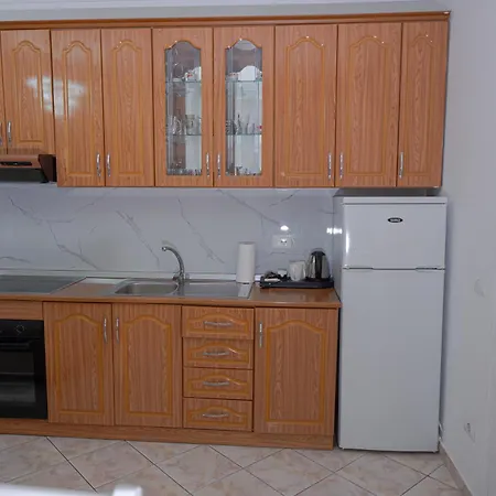 Gimi 1 * Durrës